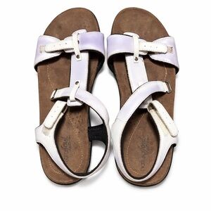 Natural Soul Lavender and White Women's T‑Strap Sandals